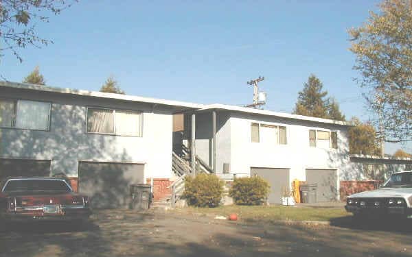 3603 Airway Dr in Santa Rosa, CA - Building Photo - Building Photo