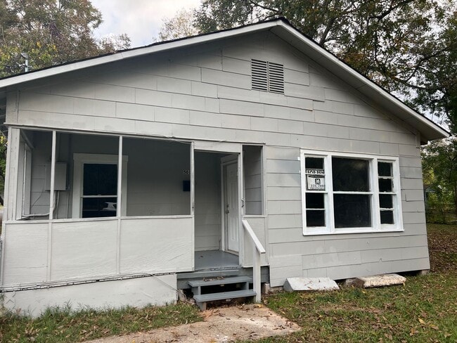 property at 501 Montgomery St