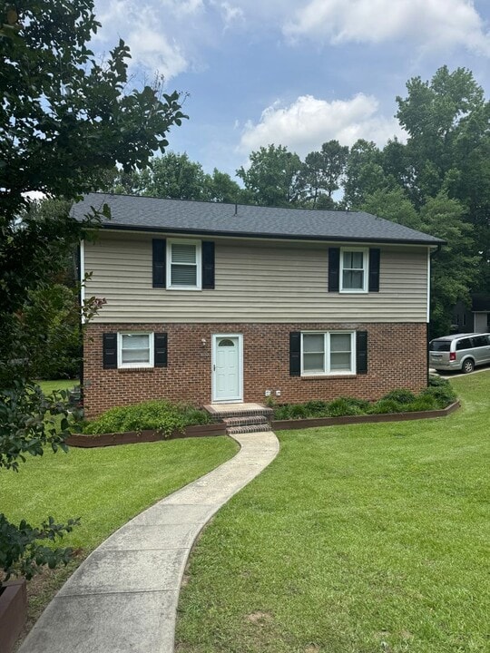 7008 Mine Creek Ln in Raleigh, NC - Building Photo