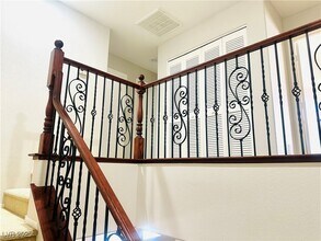 6255 W Arby Ave in Las Vegas, NV - Building Photo - Building Photo