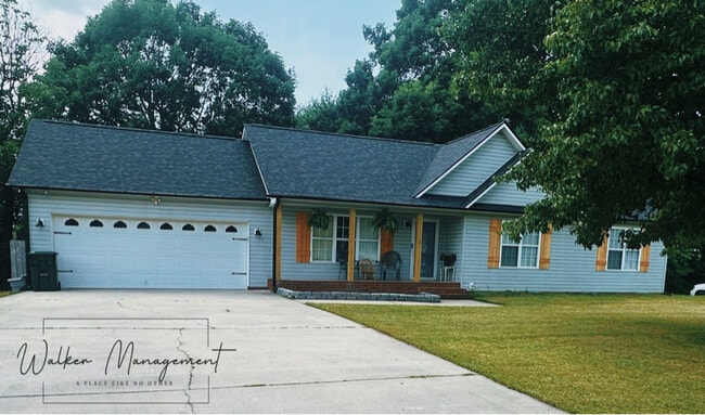 property at 5 Braxton Ln