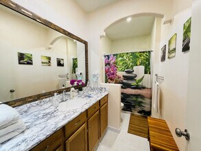2393 Sapphire Ridge Way in Reno, NV - Building Photo - Building Photo