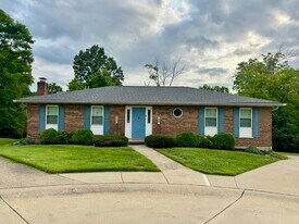 2 Michael Dr in Edgewood, KY - Building Photo