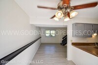 6006 Townsend Ave photo'