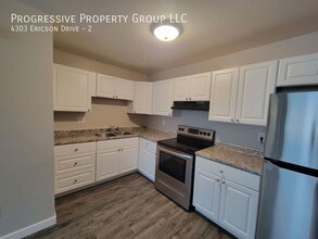 4303 Ericson Dr-Unit -2 in Colorado Springs, CO - Building Photo - Building Photo