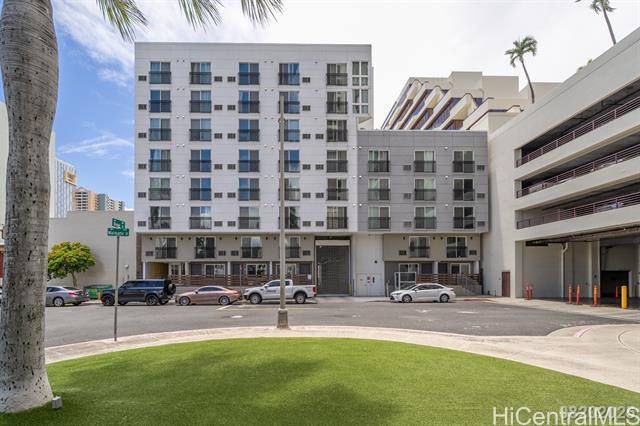 property at 803 Waimanu St