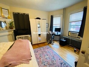 33 Stone Ave, Unit 1 in Somerville, MA - Building Photo - Building Photo