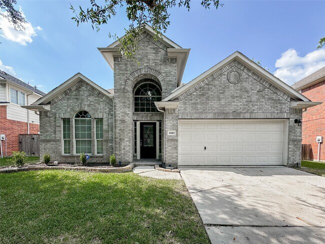 property at 6810 Summer Bridge Ln