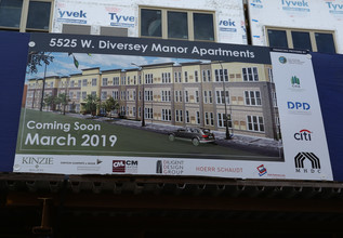 5525 W Diversey Ave in Chicago, IL - Building Photo - Building Photo