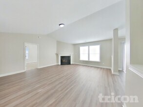 3345 Deerbrook Dr in Columbus, IN - Building Photo - Building Photo