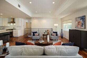 1721 La Loma Rd in Pasadena, CA - Building Photo - Building Photo