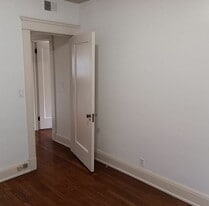 2707 Lancashire Rd in Cleveland Heights, OH - Building Photo