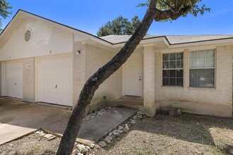 13346 Water Oak Ln in Austin, TX - Building Photo - Building Photo