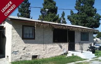 12025-12027 Willowbrook Ave in Compton, CA - Building Photo