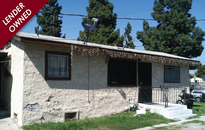 12025-12027 Willowbrook Ave in Compton, CA - Foto de edificio