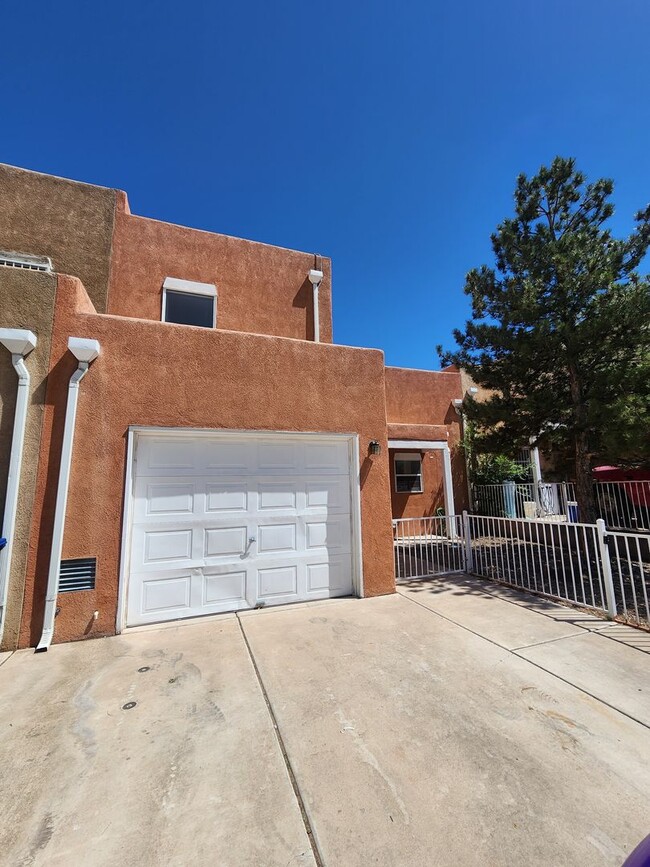 property at 7505 Dixon Rd SE