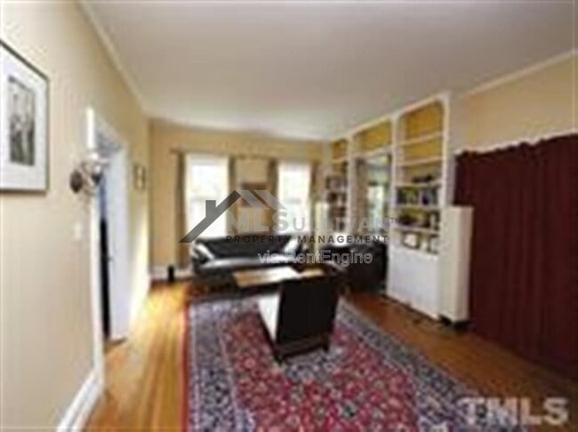 510 N Greensboro St in Carrboro, NC - Building Photo - Building Photo