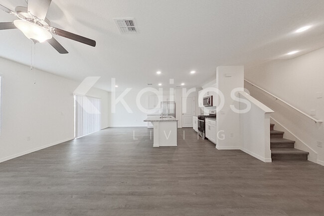 32020 Katelin Cir in Leesburg, FL - Building Photo - Building Photo