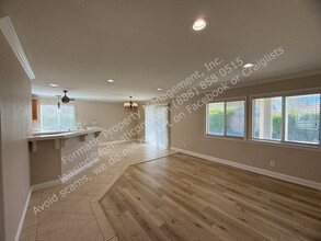 7106 Niagara Dr in Fontana, CA - Building Photo - Building Photo