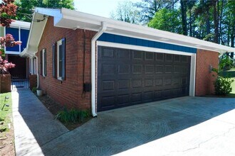 2421 Fieldstone Dr SE in Conyers, GA - Building Photo - Building Photo