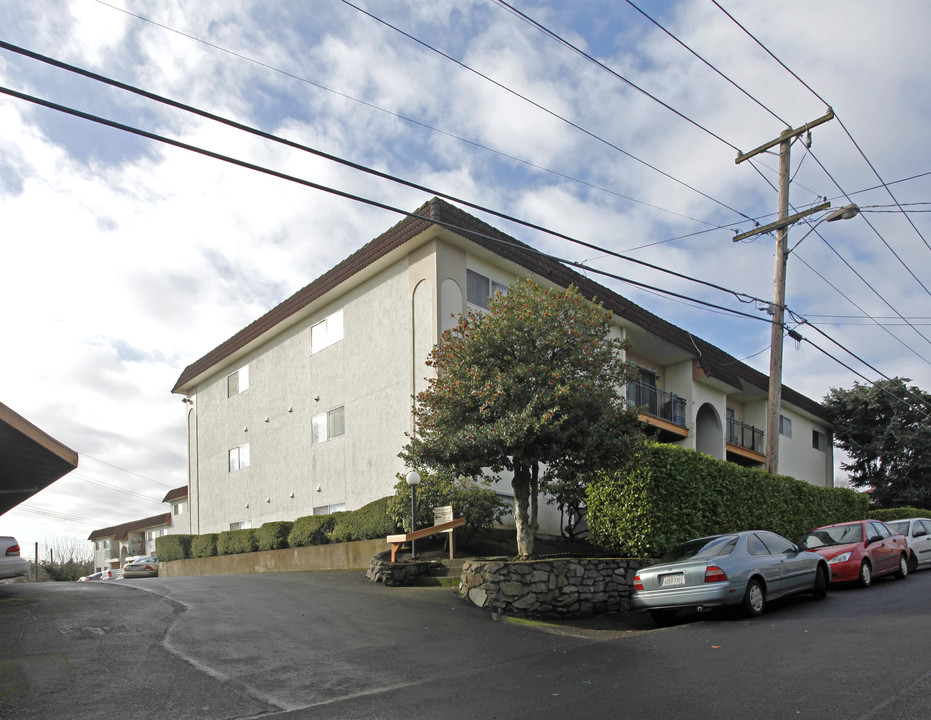 Crestwood Terrace Apartments in Portland, OR - Foto de edificio