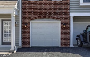 670 Whitetail Dr in Hummelstown, PA - Building Photo - Building Photo