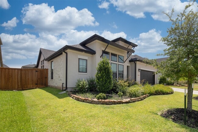 27427 Gardinia Ridge Dr