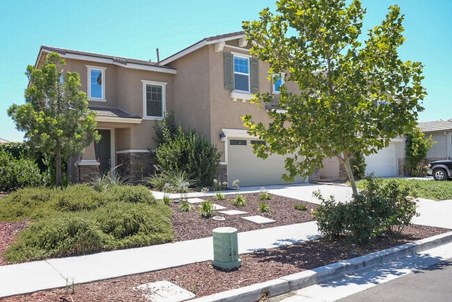 12165 Brazos Ct in Jurupa Valley, CA - Building Photo - Building Photo