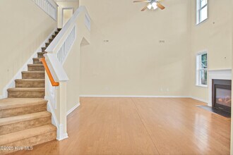 100 Hunterswood Ct in Jacksonville, NC - Foto de edificio - Building Photo