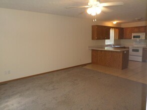 928-928 Osage St in Manhattan, KS - Building Photo - Building Photo