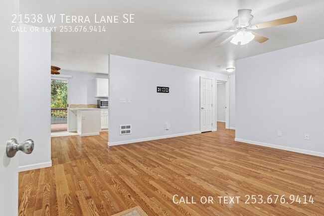 21538 W Terra Ln SE in Yelm, WA - Building Photo - Building Photo