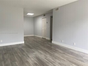 3231 NW 102nd Terrace in Coral Springs, FL - Building Photo - Building Photo
