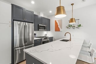 662 Glick Ct NW in Washington, DC - Building Photo - Building Photo