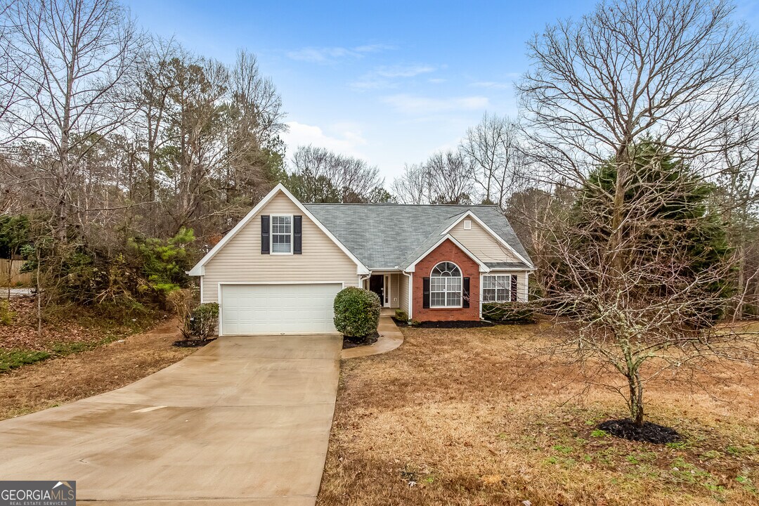 20 Saratoga Ct in Covington, GA - Building Photo