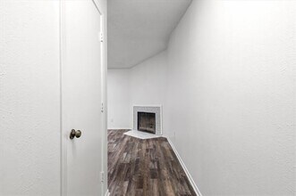 4830 Gatewood Rd in Garland, TX - Building Photo - Building Photo