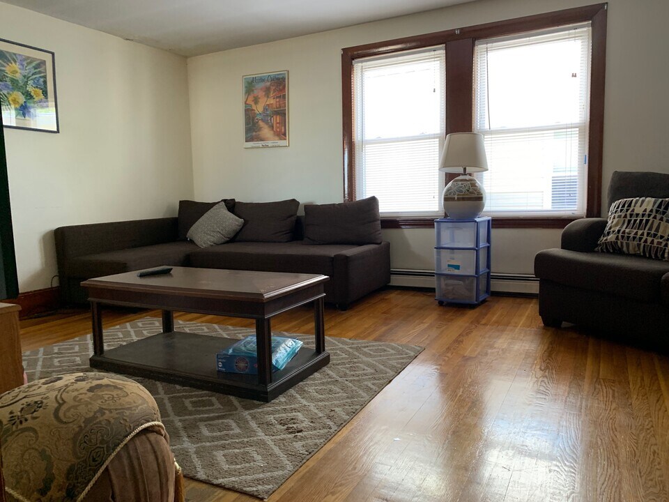 3 Everett Ave in Somerville, MA - Building Photo