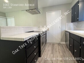 1061 Stanford Ave in Clovis, CA - Building Photo - Building Photo