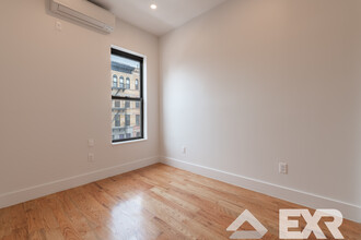 593 Marcy Ave in Brooklyn, NY - Building Photo - Building Photo