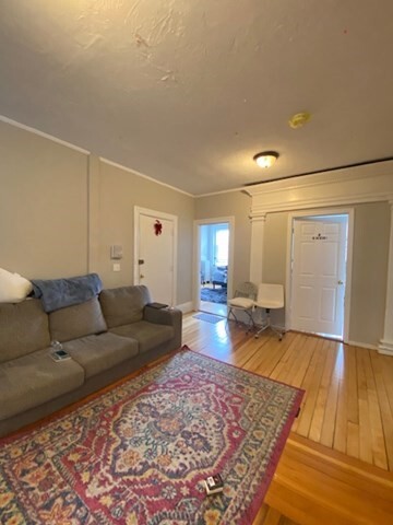 10 Glenville Ave, Unit 3 in Boston, MA - Building Photo - Building Photo