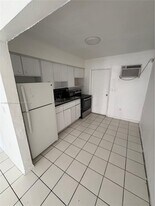1474 NW 61st St in Miami, FL - Building Photo