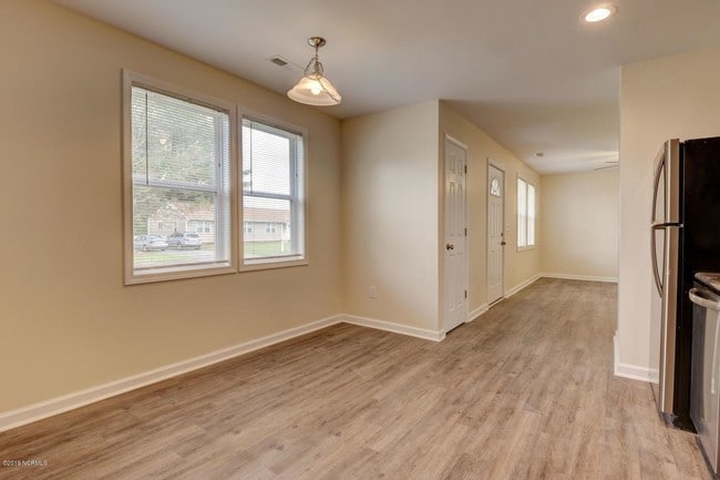property at 2246 Onslow Dr