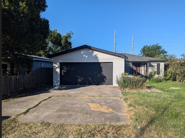 property at 3238 Hickory Ave