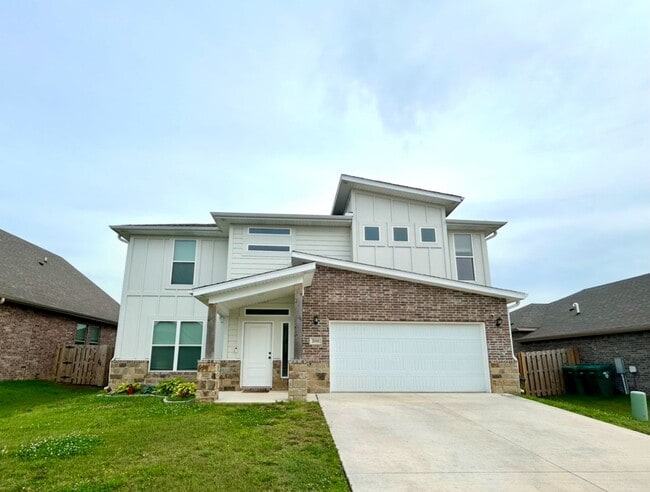 property at 2111 Periwinkle Pl