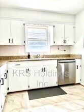 2400 Forest Dr in Waynesboro, VA - Building Photo - Building Photo