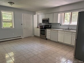 259 Westchester Rd in Colchester, CT - Building Photo - Building Photo