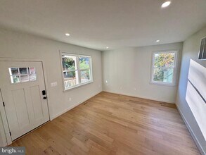 635 Upland Pl in Alexandria, VA - Building Photo - Building Photo