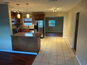 11370 120th Ter in Largo, FL - Foto de edificio - Building Photo