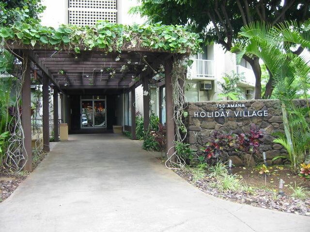 750 Amana St-Unit -APT 1810 in Honolulu, HI - Building Photo