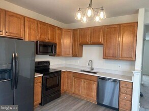 41892 Restful Terrace in Aldie, VA - Building Photo - Building Photo