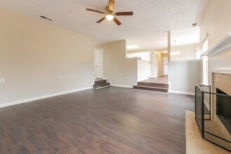985 Field View Dr in Mcdonough, GA - Foto de edificio - Building Photo